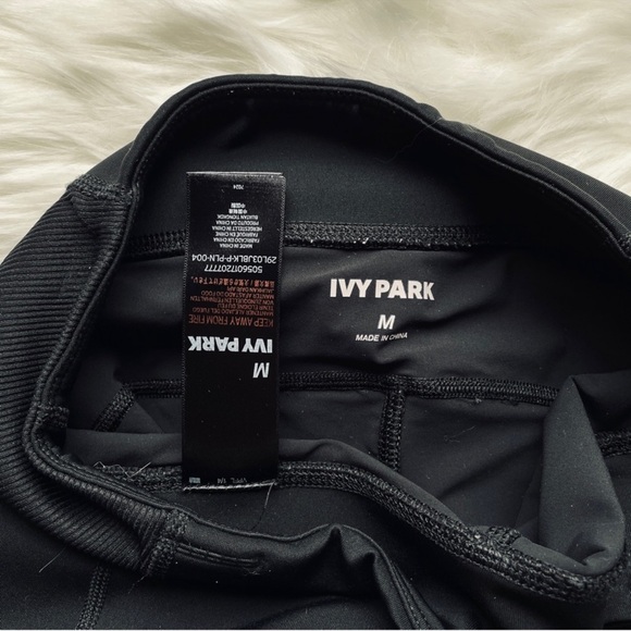 Ivy Park High Rise Capri Leggings Black - Picture 4 of 5